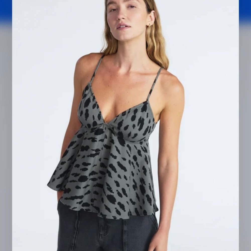 Scoop Leopard Print Women's Top